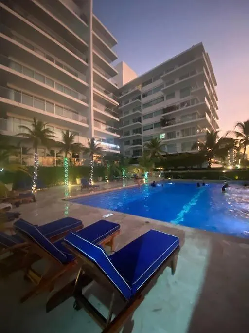 Cartagena Apartamento Completo Vacacional דירה